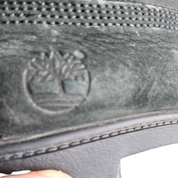 Timberland black suade boots, youth size 4, black - Picture 7 of 9